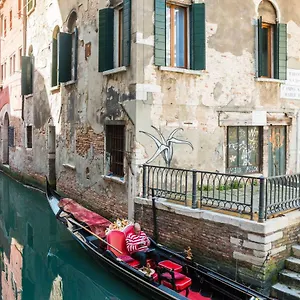 In The House Apartment Venice